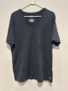 Nike Dri Fit Black V neck tee shirt XL